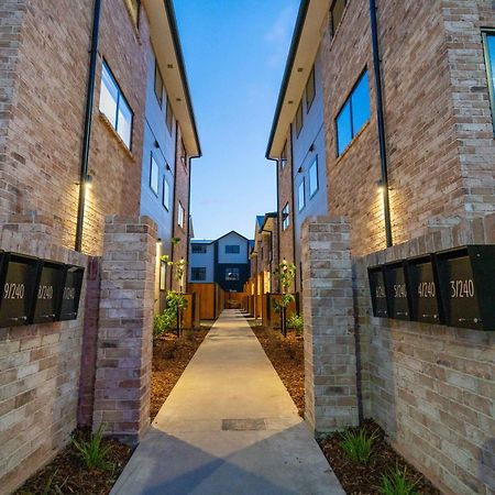 Christchurch Entertainment Hub 2 Bed 2 Bath W Carpark Exterior photo